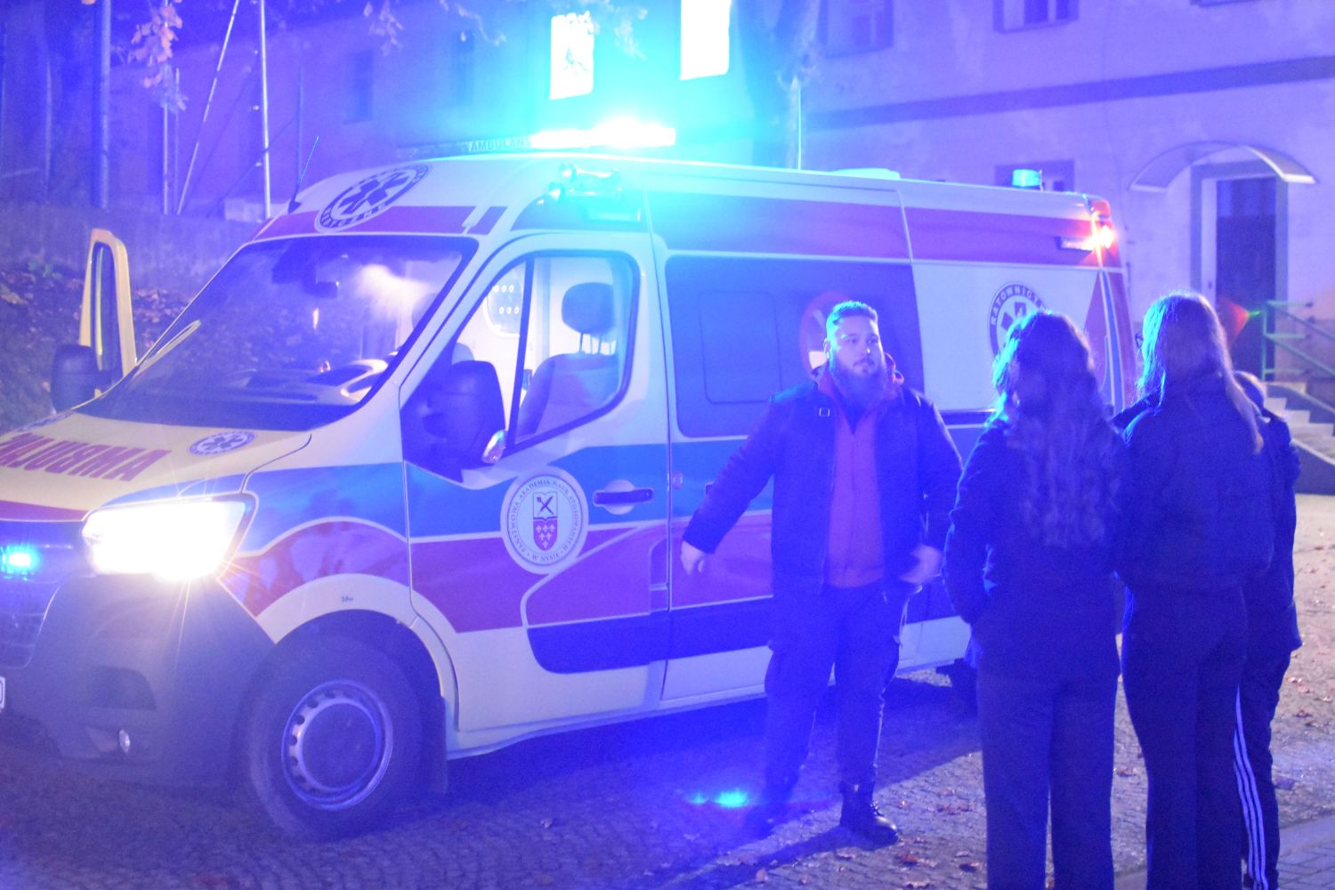 Studenci Koła „Fenix” o zasadach działania podczas zdarzeń drogowych