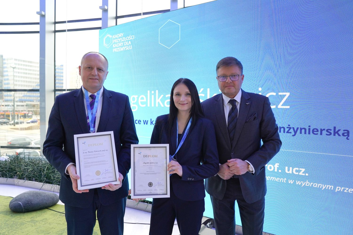 Sukces absolwentki kierunku zarządzanie i inżynieria produkcji w konkursie Agencji Rozwoju Przemysłu!